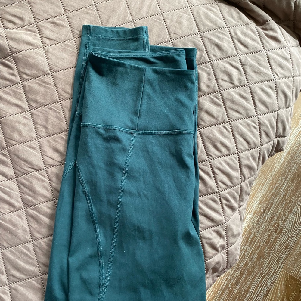 Girlfriend collective compressive high rise leggings in moss
